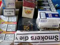 Близо 100 кутии цигари без бандерол и 9 кила тютюн откриха в магазин в Горни Дъбник