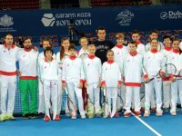 Плевенчанката Роси Денчева черпи опит от световна звезда в тениса