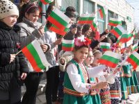 Тържествено честване на Националния празник на Република България в Гулянци