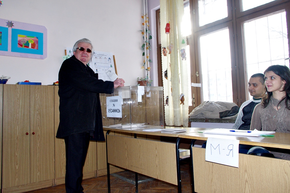 Професор Стойков гласува за бъдещето на България