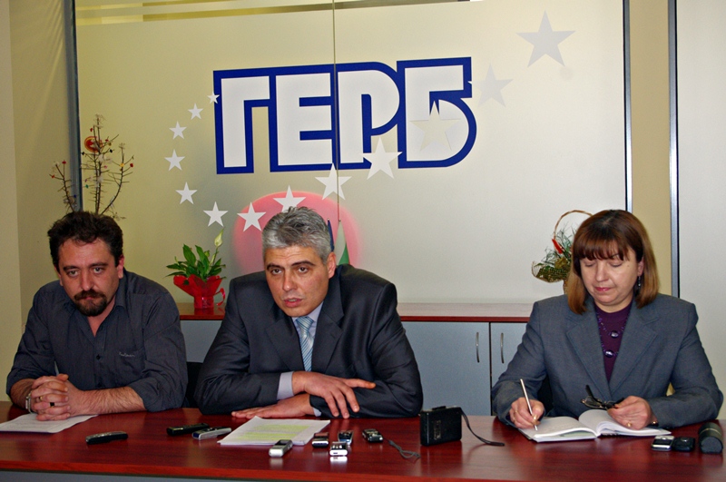 Според БСП-Плевен: областният управител Новкиришки е пасивен и безличен управленец!