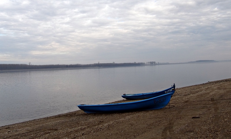 Нивото на Дунав продължава да спада, при Никопол е намаляло с още 10 см за 24 часа