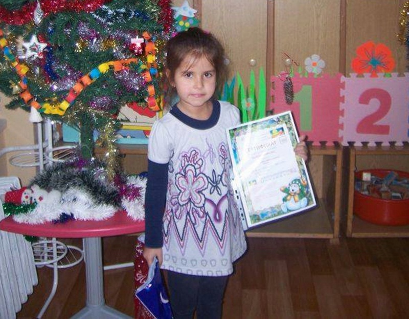 Деца разказаха своята „Коледна приказка“ в Левски