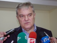 Румен Петков инициира среща на водачите на листи за депутати с областния управител