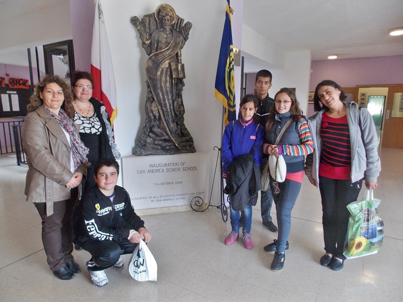 Ученици и учители от Никопол посетиха Острова на рицарите