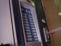 В Плевен спипаха 23-годишен, разбил кафе автомат
