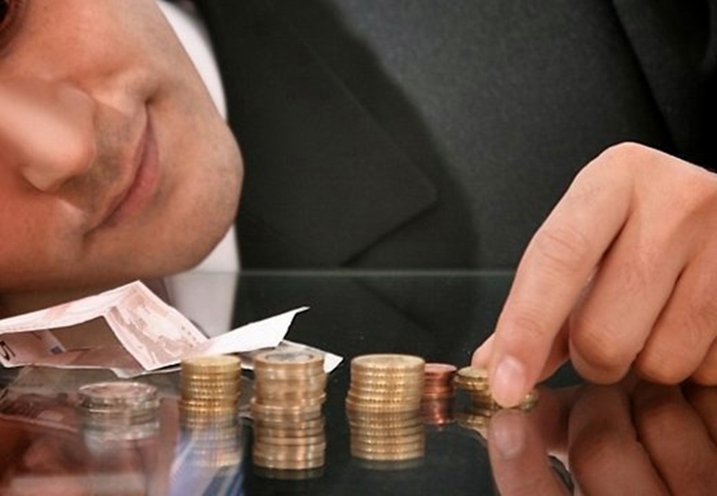 Застрахователите и финансистите – с най-високи заплати в Плевенско
