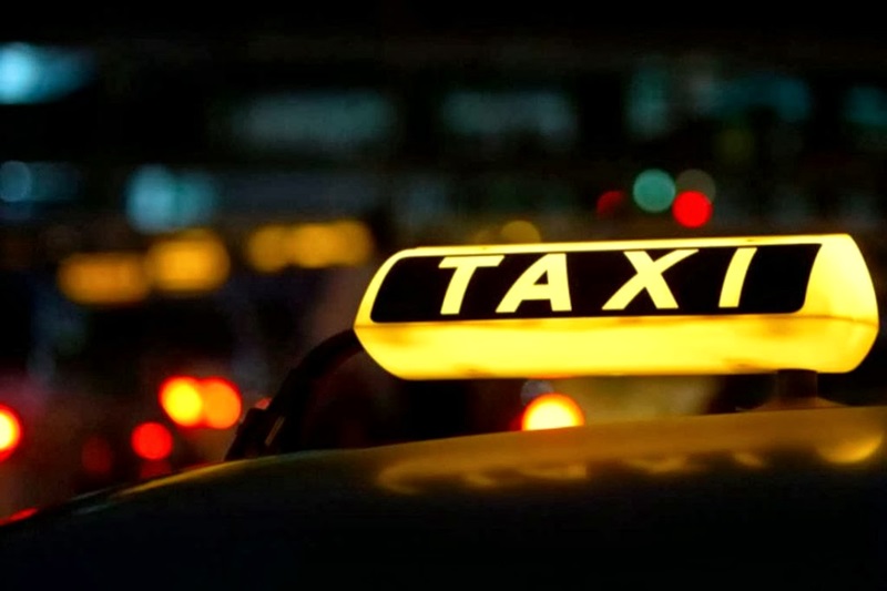 Две циганки пребиха и ограбиха таксиджийка край Опанец