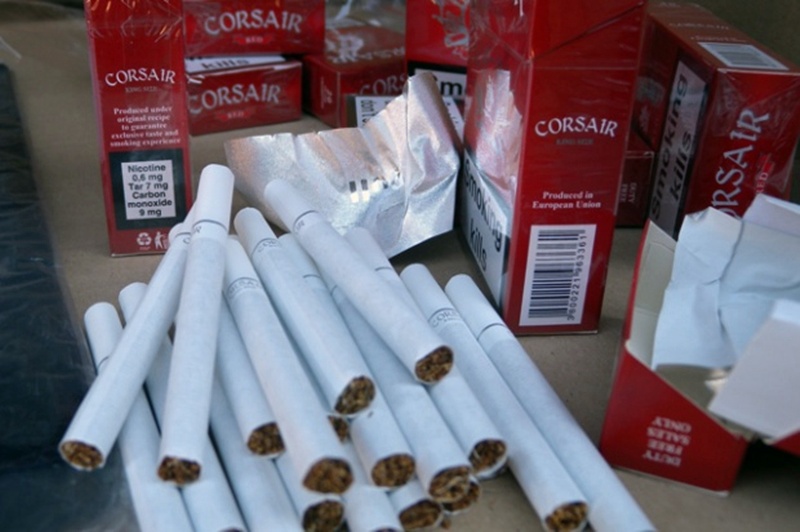 89 кутии цигари сви 18-годишен от магазин в Петърница