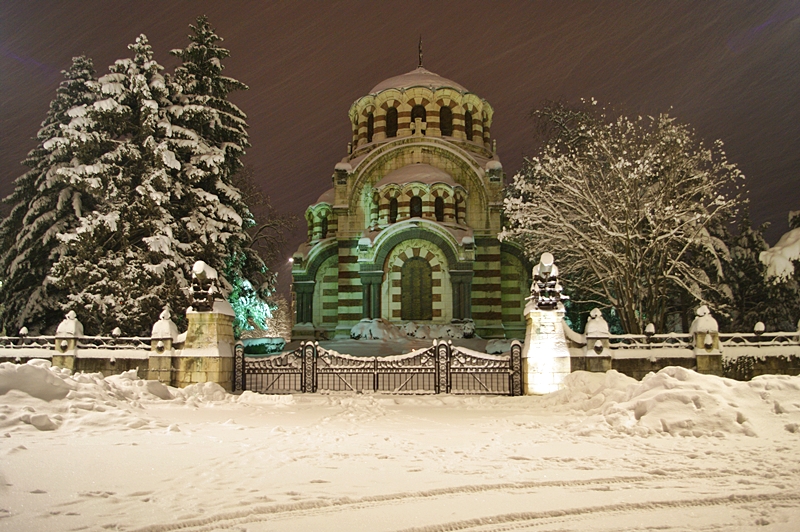 Една вечерна зимна разходка на Плевен за Плевен – фото-галерия