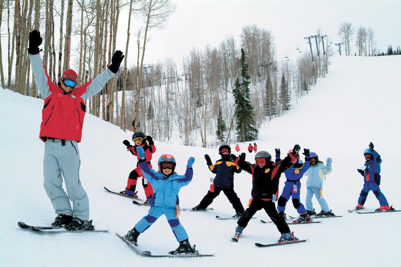 За първи път и плевенски ученици ще участват в инициативата „Научи се да караш ски“