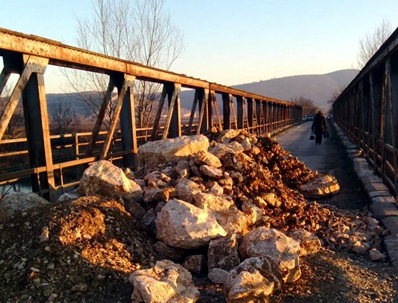 Младежите от БСП – Червен бряг готови на последващи действия, ако не се вземат мерки за реконструкцията на моста при Чомаковци