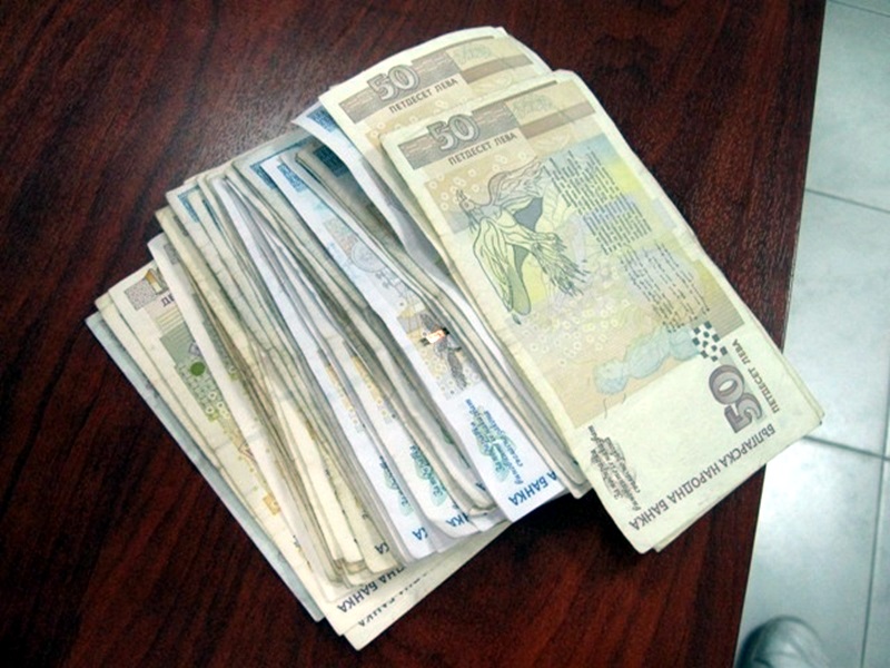ДАНС и Прокуратурата разследват лихвари от Плевен и Сомовит за пране на пари