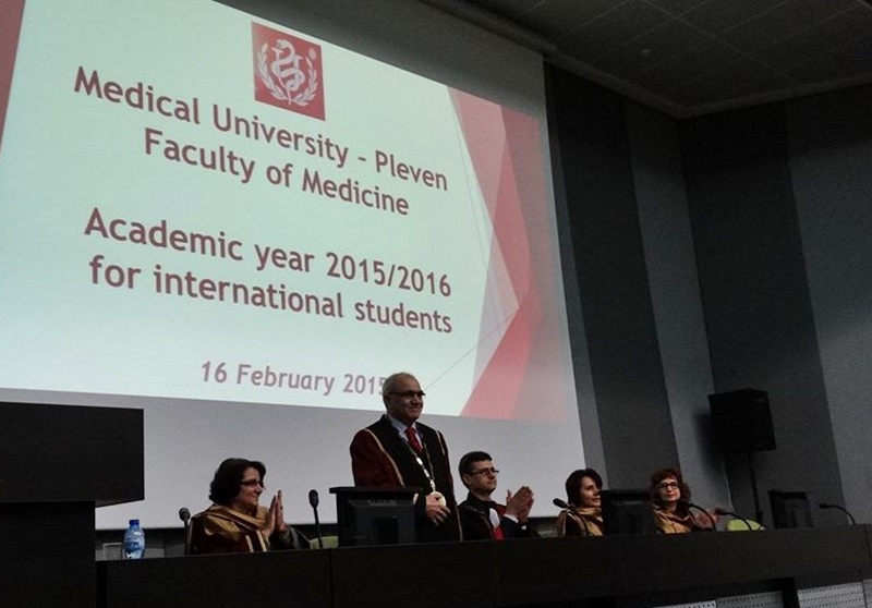 Медицинският университет откри академичната година за новите чуждестранни студенти