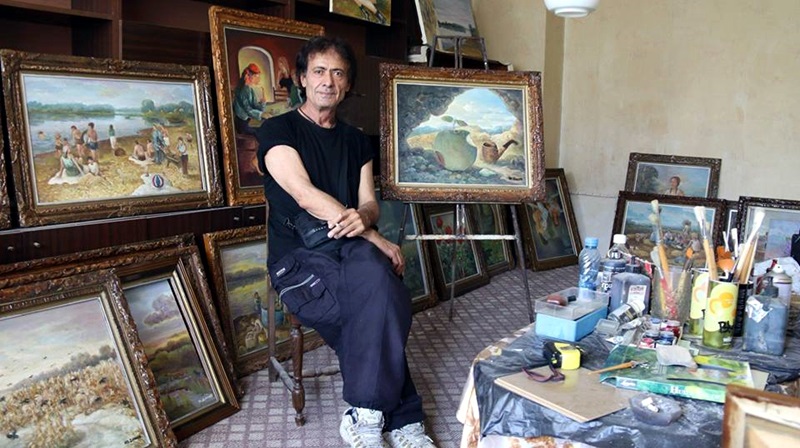 Беленският художник Иван Донов гостува с изложба в Левски