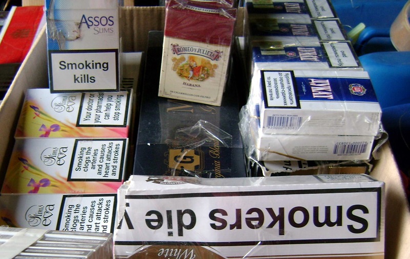 1500 кутии цигари без бандерол намериха в колата на пенсионер