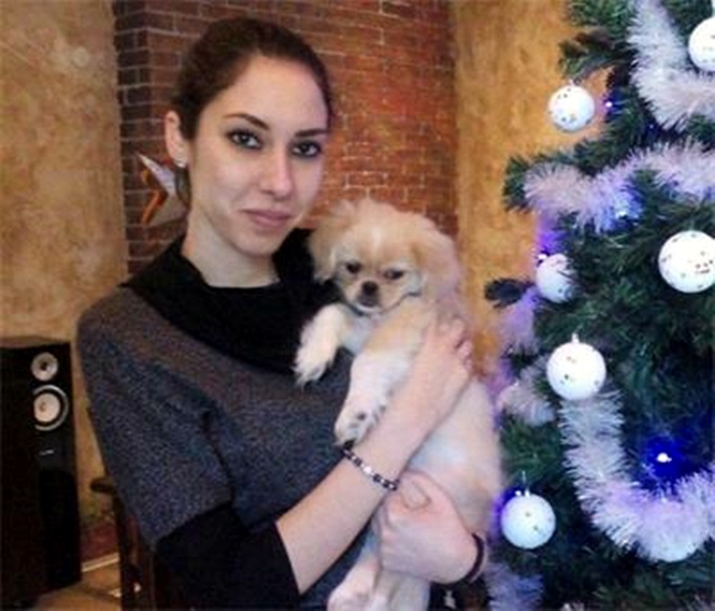 Издирват 23-годишна студентка от Никопол