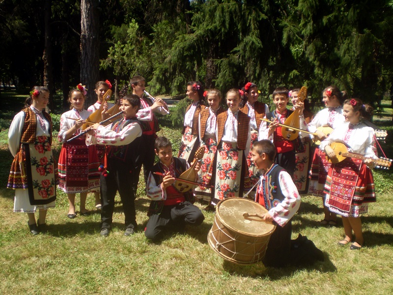 „Нашенчета“ с първа награда от Национален фолклорен конкурс в Русе