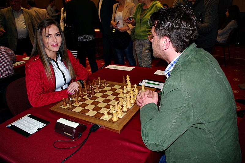 Стартираха финалите на Държавните индивидуални първенства по шахмат за мъже и жени – фото-галерия