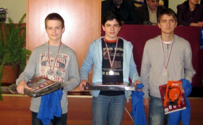 Ученик от СОУ „Иван Вазов“ – Плевен с отлично представяне на Националната олимпиада по информатика
