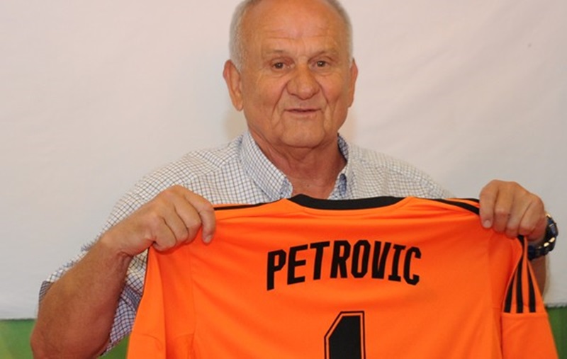 Люпко Петрович дебютира начело на „Литекс“ срещу „Спартак“ (Плевен)