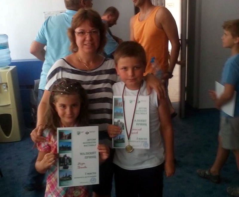 Плевенски шахматисти със златни медали от фестивала „Малкият принц“ във Враца