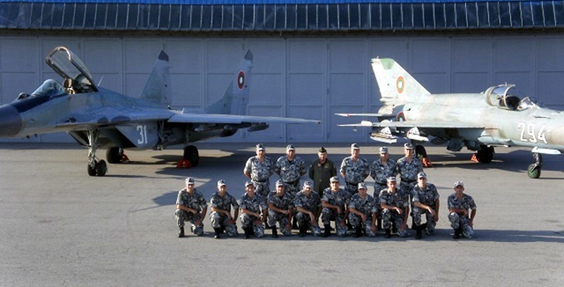 Лейтенантите от Випуск 2015 бяха посрещнати официално в Долна Митрополия и Граф Игнатиево