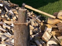 Откриха дърва без документи в имота на 69-годишен в Деков