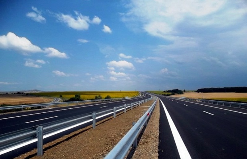В ход е обществена поръчка за изработването на проект за укрепване на пътя Бяла – Ботевград при Козар Белене