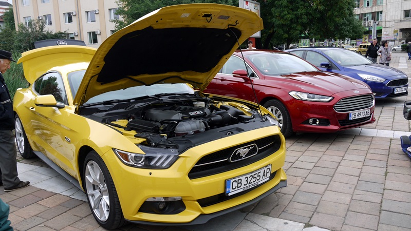 Уникалният „Ford Mustang“ пристигна в Плевен /снимки/