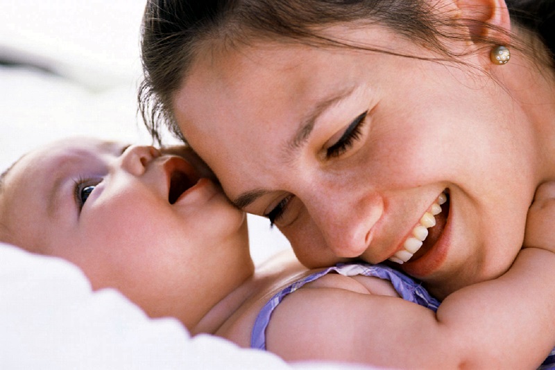 Акушерка ще съветва бъдещи майки от Плевен как да подготвят дома си за бебето