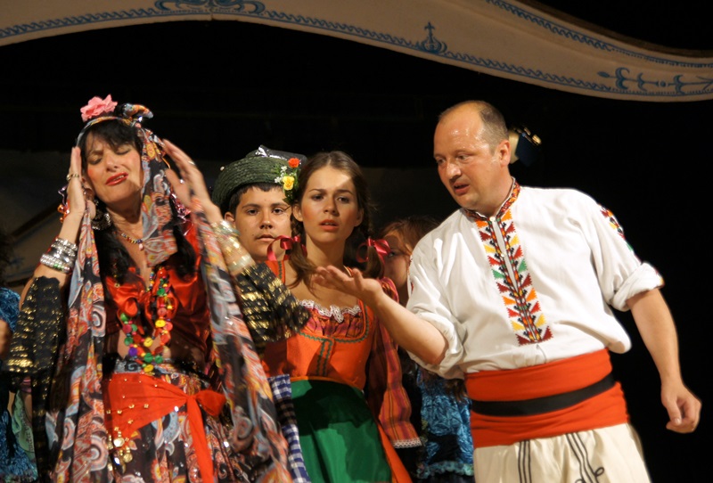 Откриват днес Международния фестивал на аматьорските театри „Звезден прах” в Кнежа