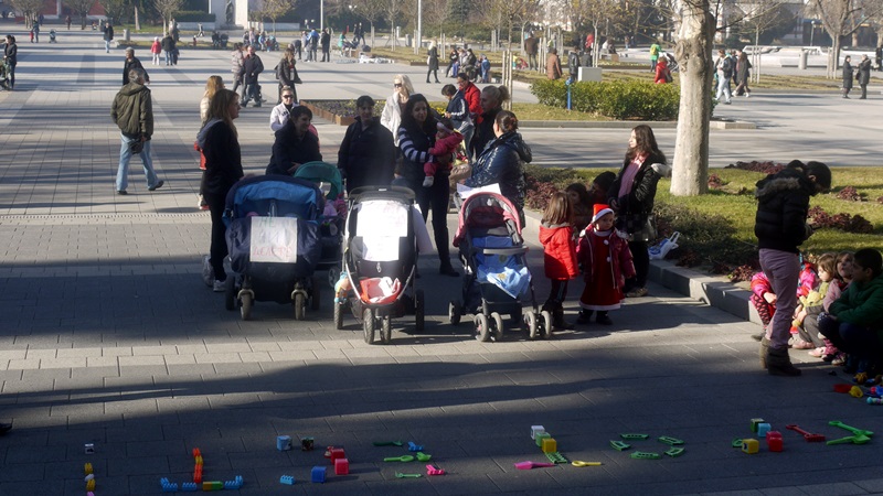 Майки от Плевен отново протестираха