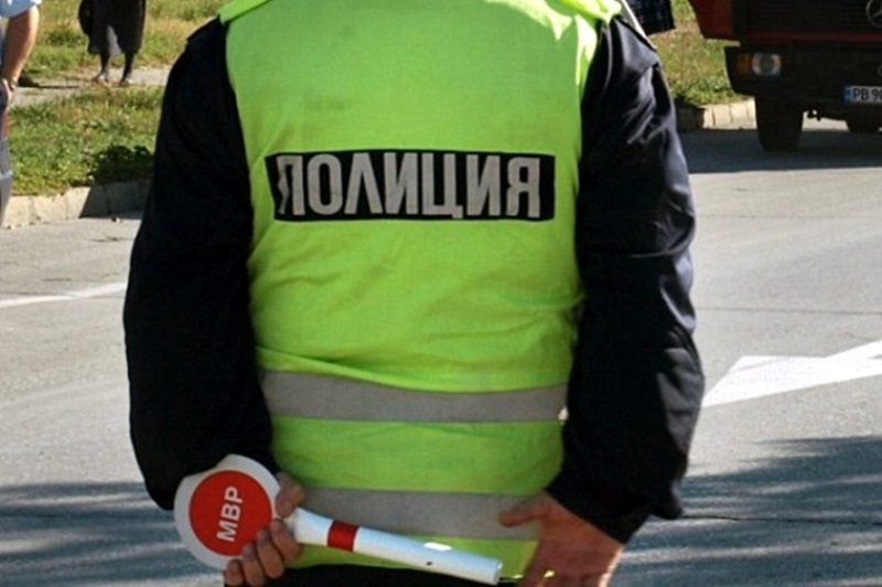 През април ще продължи делото срещу пътните полицаи от Плевен, уличени във вземане на подкуп