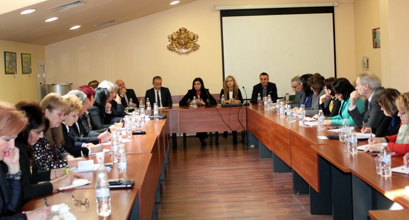 Началникът на РИО-Плевен участва в работна среща с вицепремиера Кунева