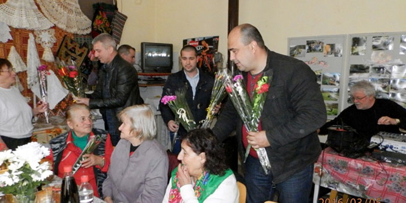 Депутат и общински съветници от ГЕРБ-Плевен уважиха поканата за тържество на дамите от Горталово