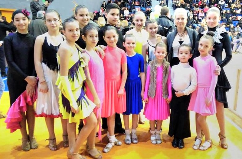 Клубът по спортни танци „Дъга” днес празнува 15 години с концерт
