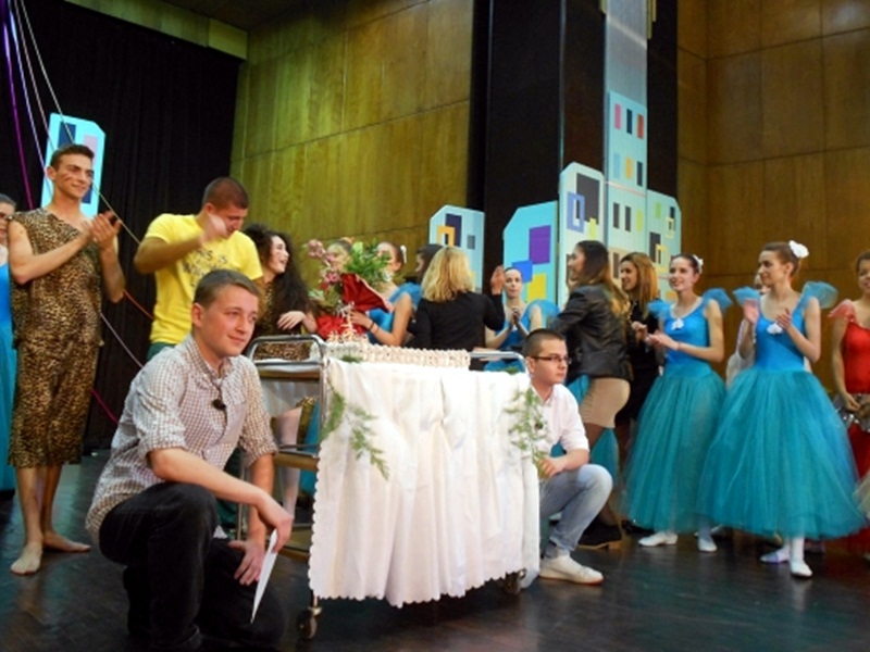 С бурни аплодисменти бе посрещнат новият спектакъл на Балетната школа при „Съгласие“