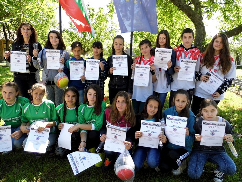В Гулянци се проведоха общинските ученически състезания „Гражданска защита” и „Млад огнеборец”