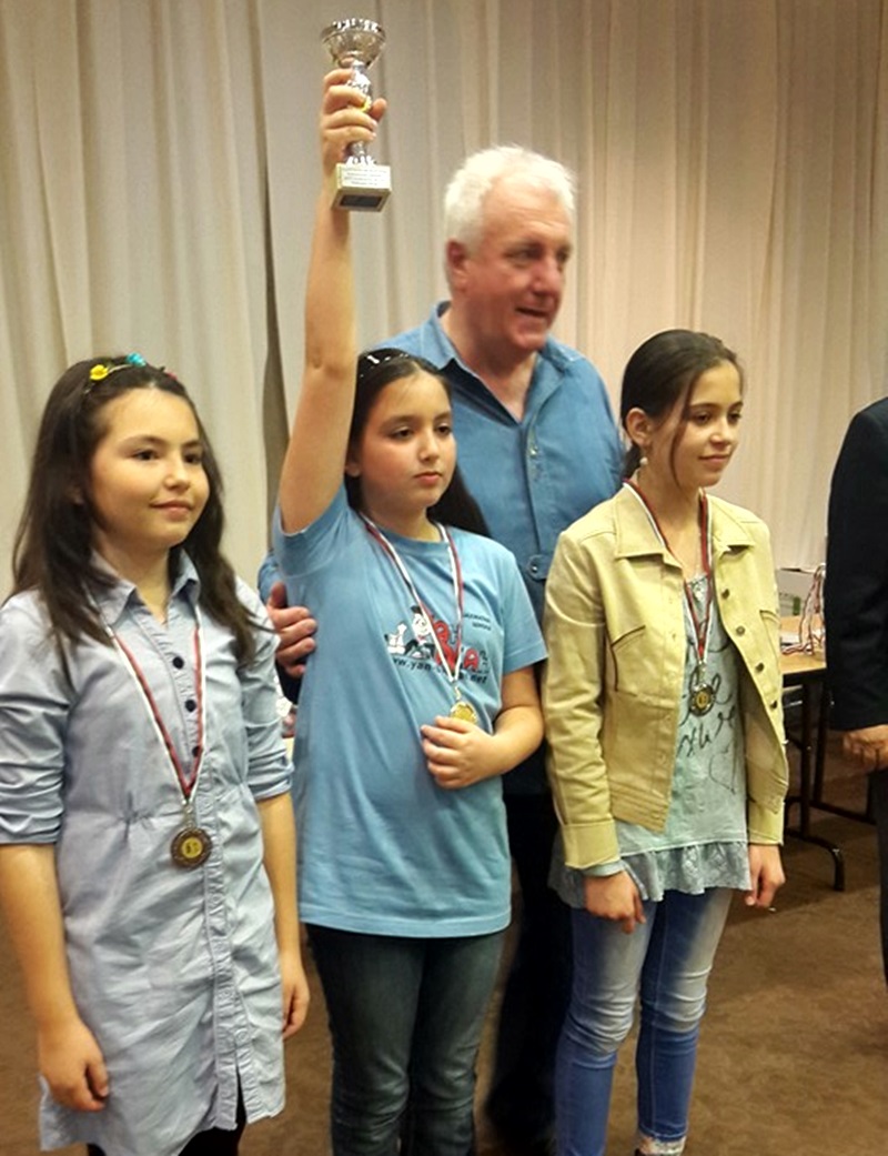 Патрицие Найманова с бронзов медал от Държавното индивидуално първенство по класически шах