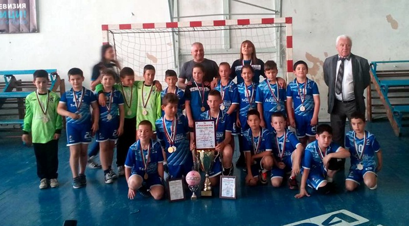 Хандбалистите на „Шугър“ (Плевен) спечелиха зоналния финал за 10-годишни момчета