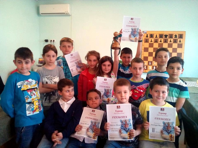 Лятно шахматно училище организира СКШ „Плевен 21“