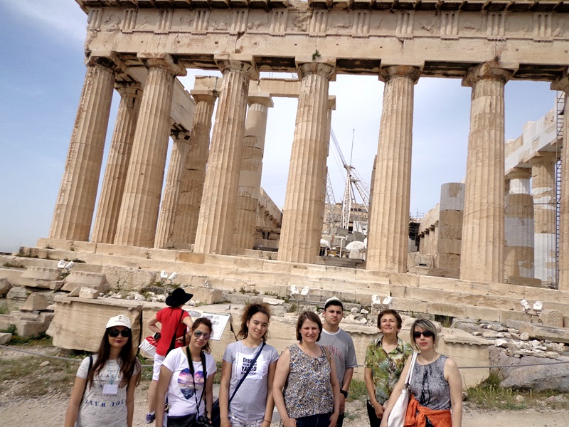 Ученичка от Долни Дъбник събра в есе спомените си от визита в Гърция по европроект