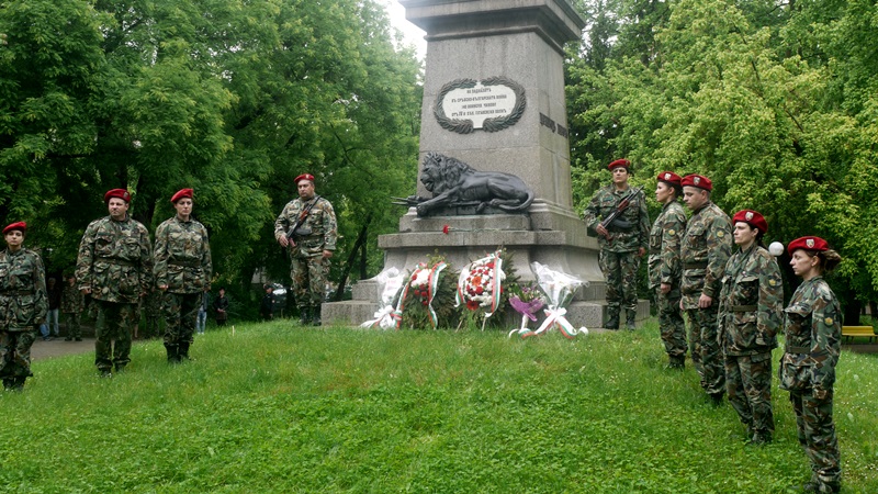 Започнаха честванията по повод Празника на Българската армия в Плевен