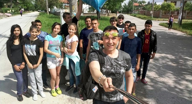 Млади и стари се включиха в кампанията „Да изчистим България заедно“ в Кнежа