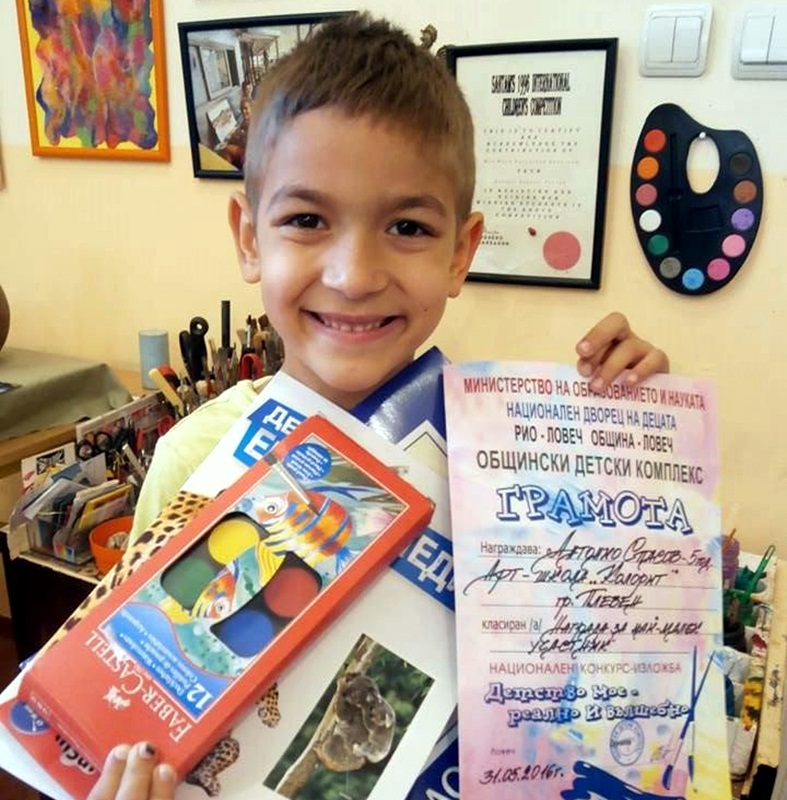 Петгодишен плевенчанин с приз за най-малък участник в национален конкурс за рисунка