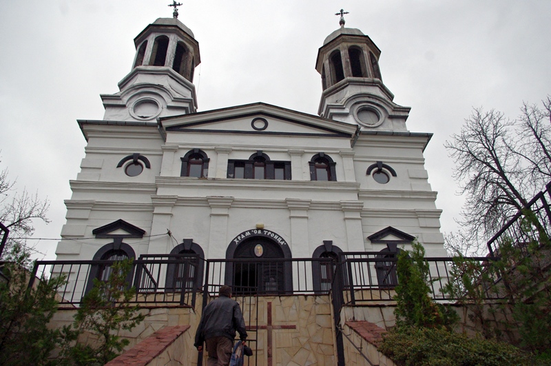 Храмов празник ще отбележи днес плевенската църква „Света Троица”