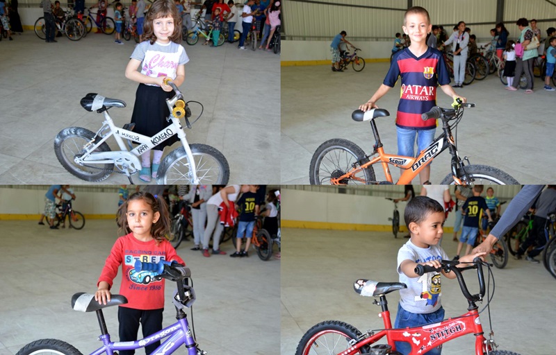 40 деца в Кнежа бяха зарадвани с велосипеди