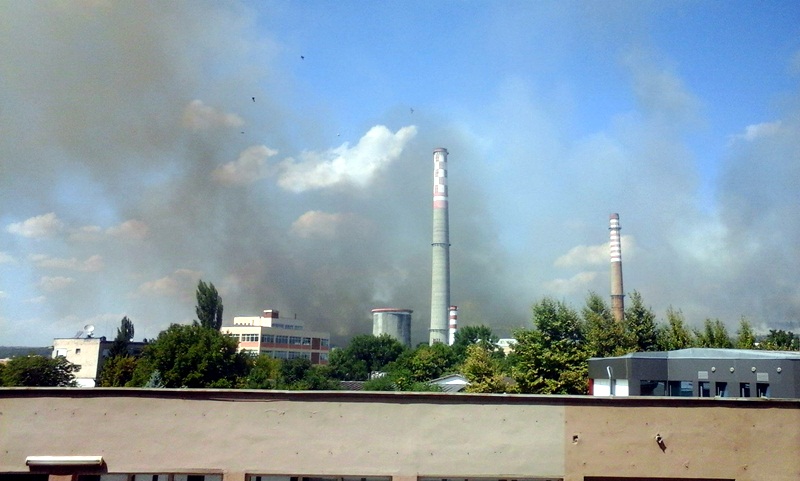 Сухи треви горят в района на ТЕЦ – Плевен