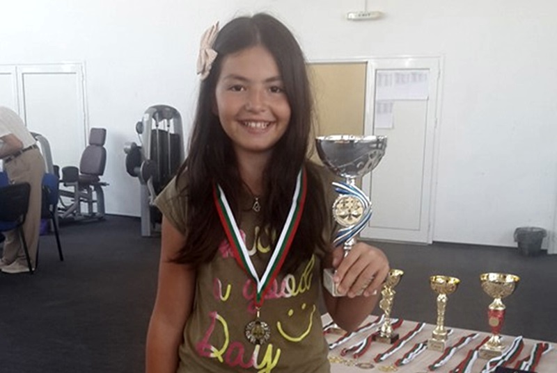 Шахматистката от Червен бряг Патрицие Найманова взе сребро от турнира „Морско конче”